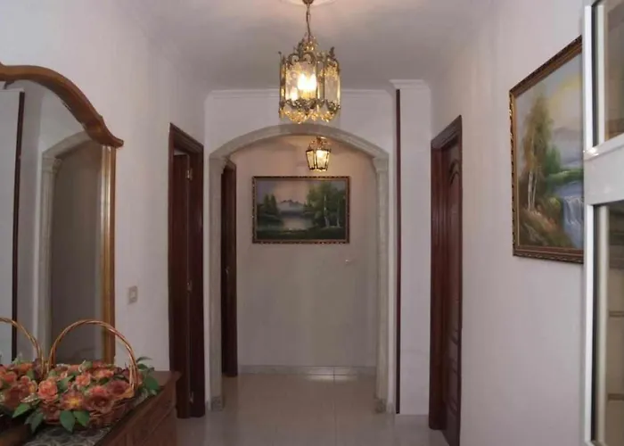 ゲストハウス La De Martin